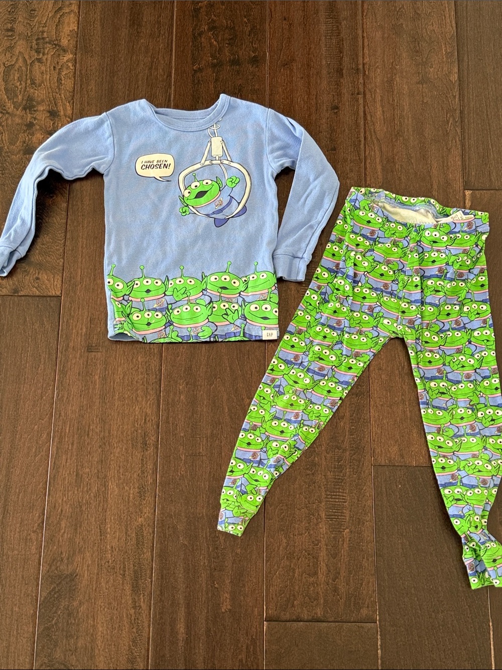 Gap Disney Pixar Toy Story Alien Organic Cotton Pajama Set